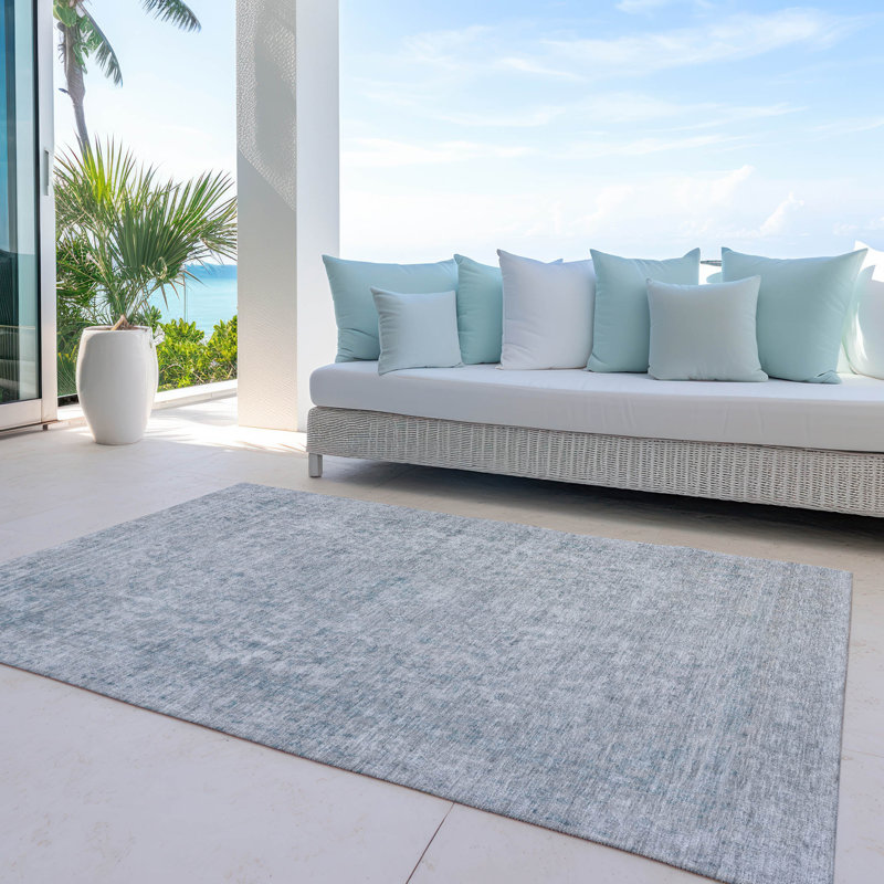 Tapis intérieur / extérieur argenté Felissae, 5' x 7'6"
