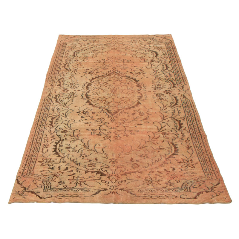 Tapis kaki clair brun clair Jorja 5 pi 3 po x 9 pi 1 po