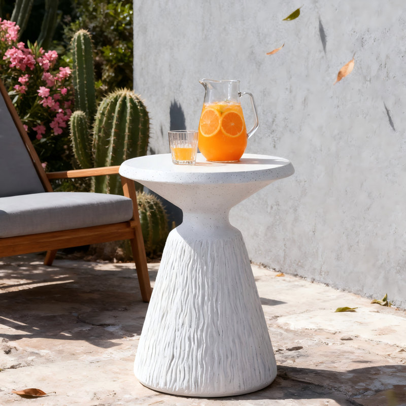 Outdoor Circular Decorative Edge Table