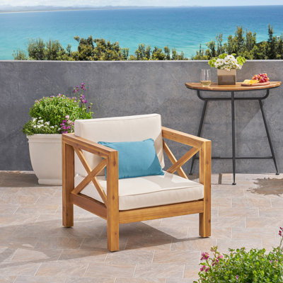 Chaise de patio en bois avec attrait moderne de style Mid-Century et revêtement d'eau