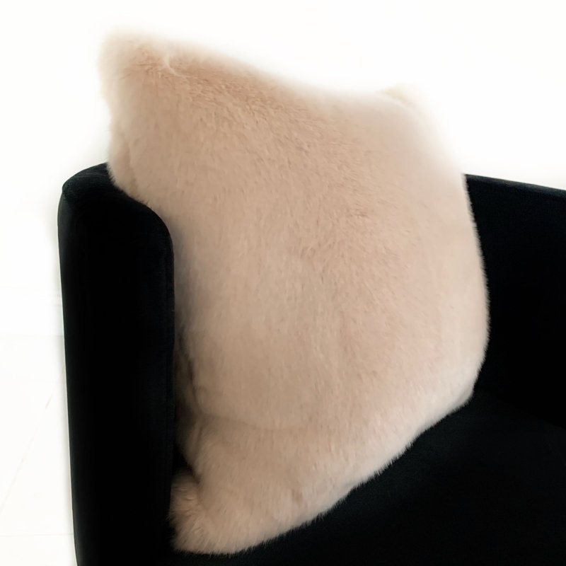Oreiller moelleux à imprimé animalier en fausse fourrure, 20 po x 20 po
