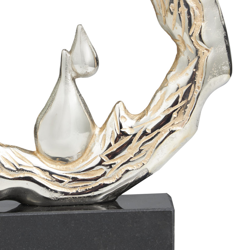 Sculpture Moderna, H 17 po x l 13,9 po x P 3,2 po