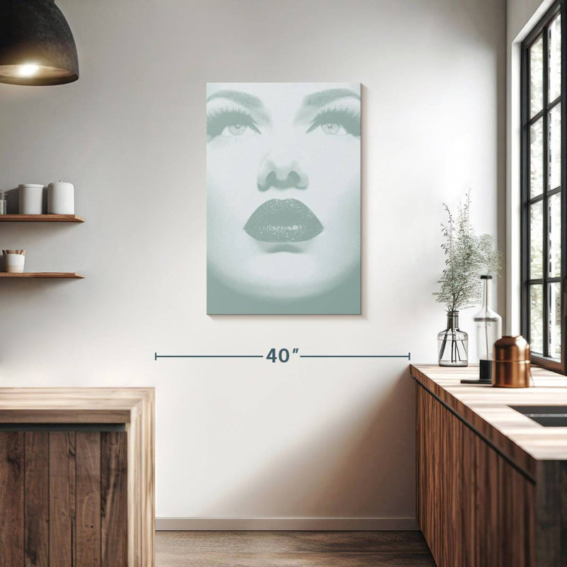 Shuttleworth Lashes, 36" H x 24" W