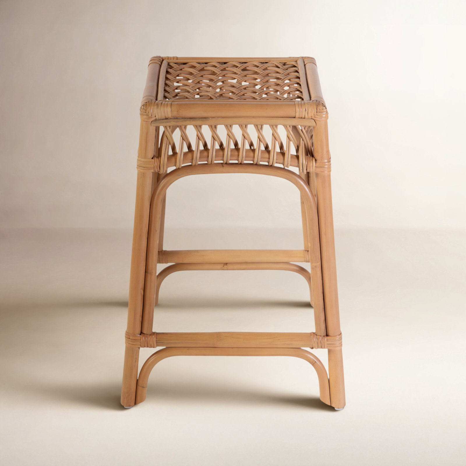 Beachwood Bar and Counter Stool, Counter Stool (24.75” Seat Height)
