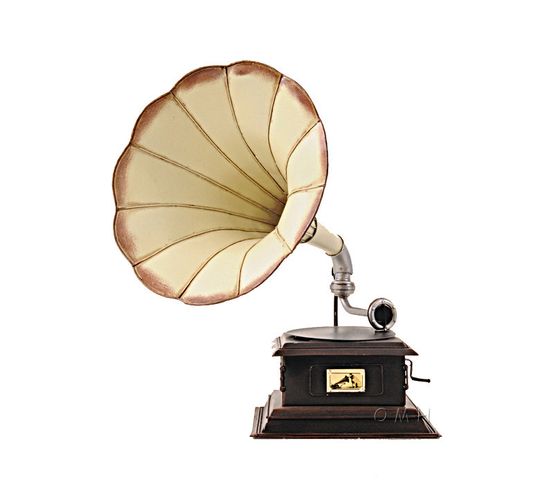 Lenworth Entertainment Figurines & Sculptures