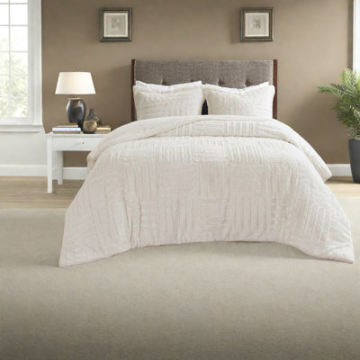 Luxurious Faux Fur Bedding Set, King Size For Cozy Home Comfort
