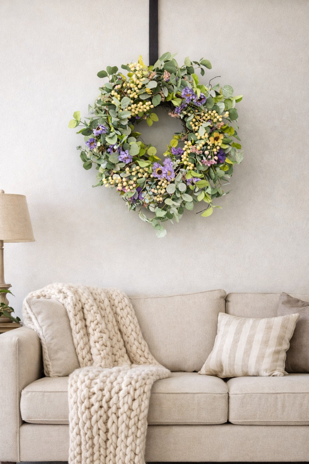 22" Handcrafted Eucalyptus Daisy Wedding Wreath