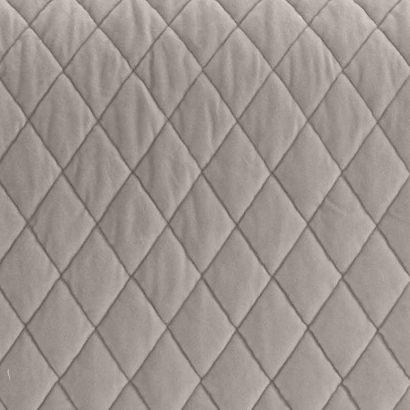 Vera Wang Diamond Velvet Quilt Set, King Quilt + 2 King Shams, Beige