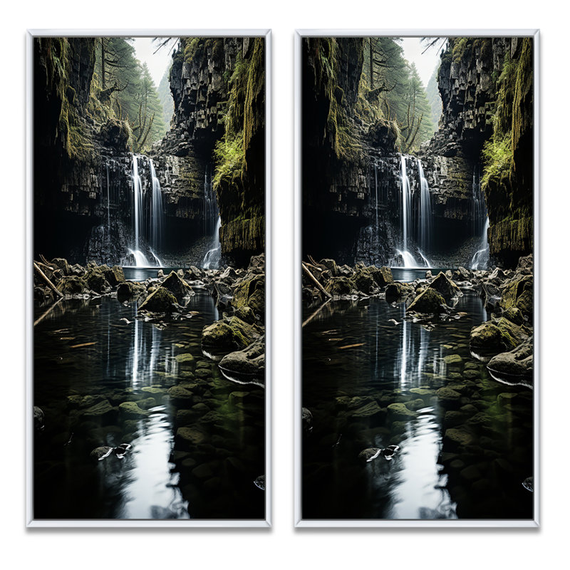 «Grey Green Waterfall Cascading Reflections», 2 pièces, H 40 po x l 40 po, Cadre blanc