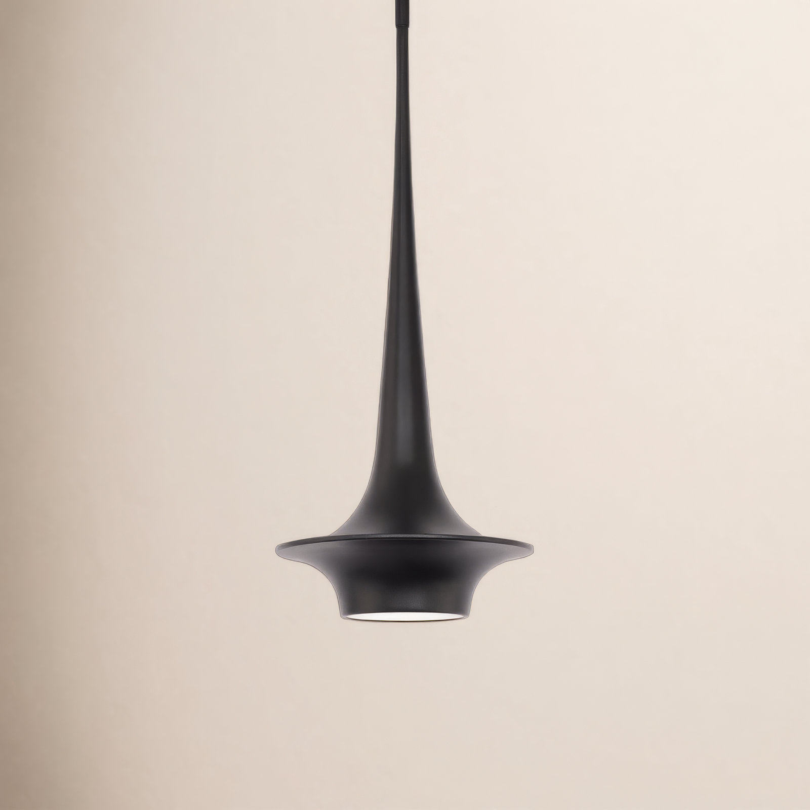 Hugo Single Light Pendant, Black