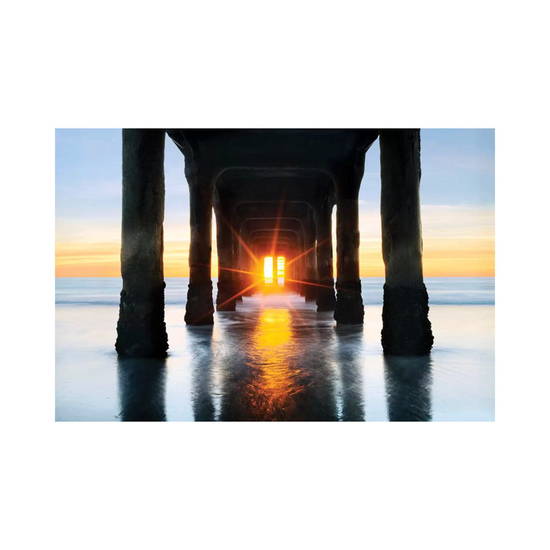 Manhattan Beach  Pier 1 Piece Wall Art on Canvas, 30.48cm H x 45.72cm W