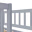 Lit simple superposé au dessus d'un escalier avec lit gigogne (lit)