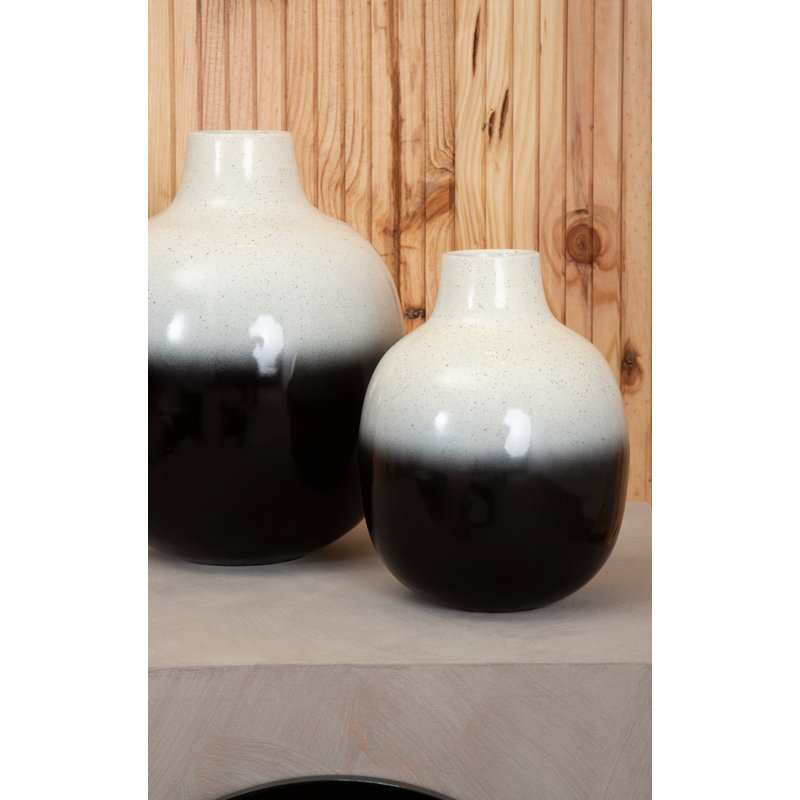 Ramus Iron Table Vase