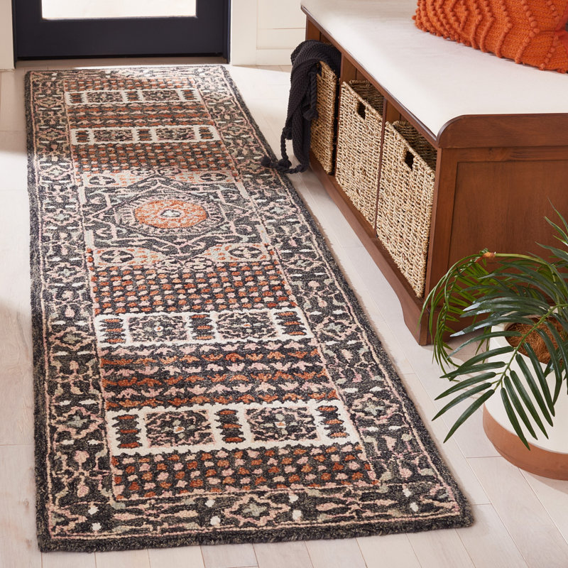 Hand Tufted Wool/Cotton Oriental Rug in Black/Rust, Runner 2'3" x 9'