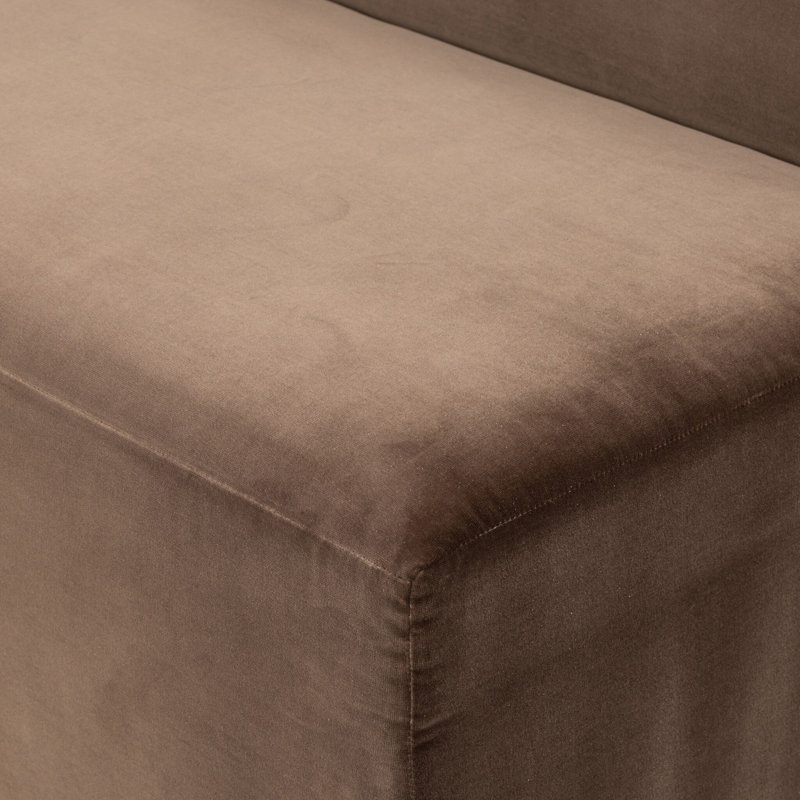 Chaise et demi Bergues