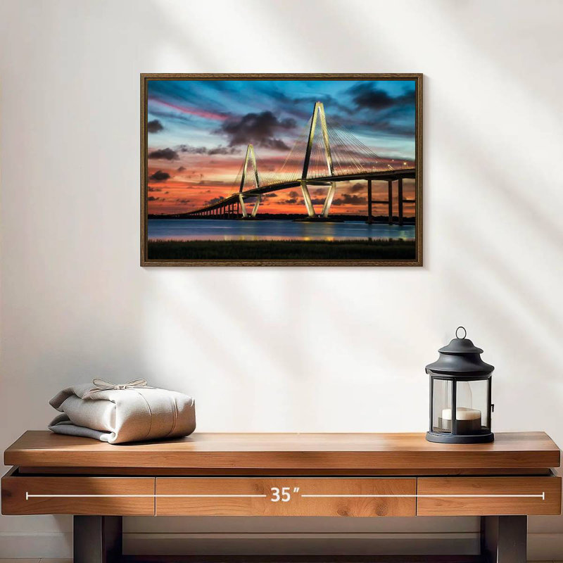 Le pont Ravenel à Charleston, 19 po x 13 po, Cadre flottant noyer