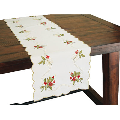 Chemin de table à broderie holly berry