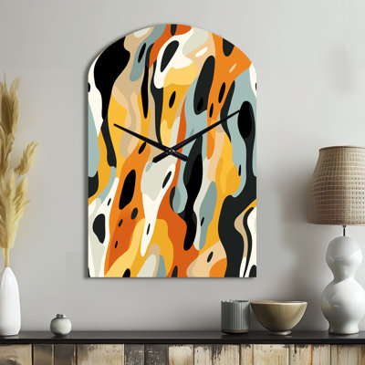 Tribal Camo Fusion - horloge murale abstraite en métal, imprimé horloge asymétrique orange