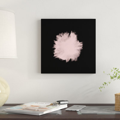 «Pale Pink on Black», impression sur toile