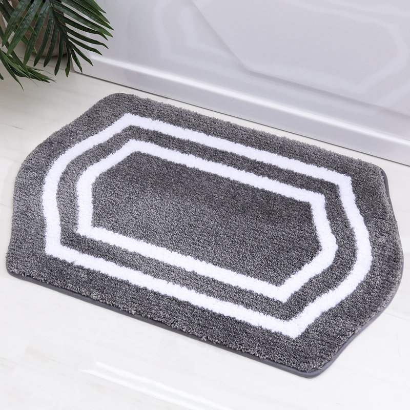 Tapis pour salle de bain Shilyn, L 20 po x L 32 po, Gris