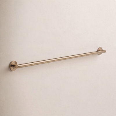 Pivotal® Grab Bar