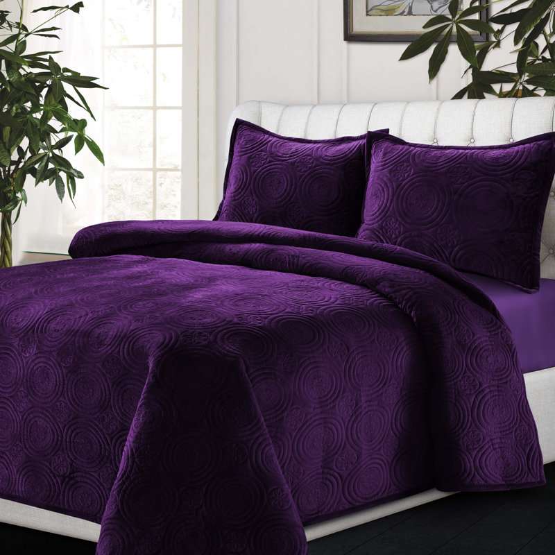 Capri Velvet Quilt, Twin Quilt + 1 Standard Sham, Purple