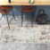 Tapis abstrait beige Abrianne