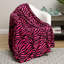 Couverture luxueuse à imprimé zébré-703814842-803266433