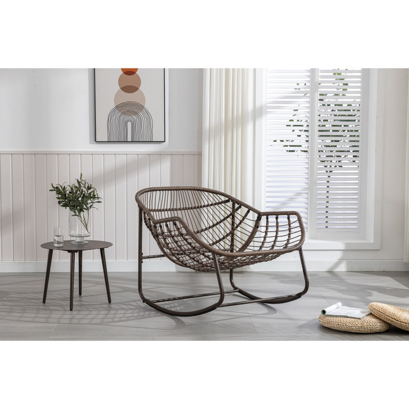 Chaise de véranda beige avec siège berçant de jardin ergonomique tissé à la main -