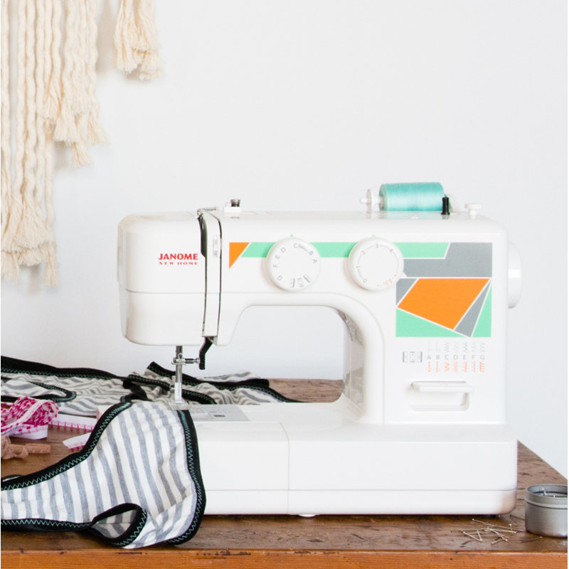 Janome MOD-15 Easy-to-Use Basic Sewing Machine
