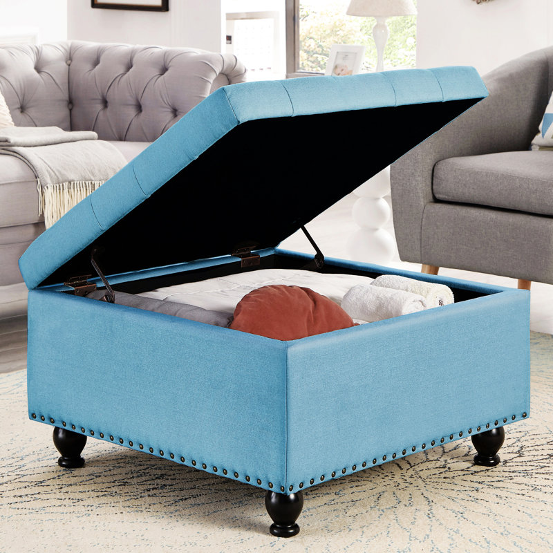 Carré bleu avec capitonnage robuste