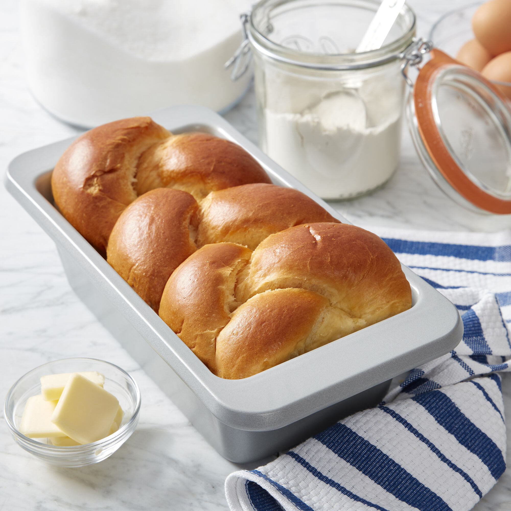 Bakeware That Won't Warp, Rust, or Ruin Your Dinner