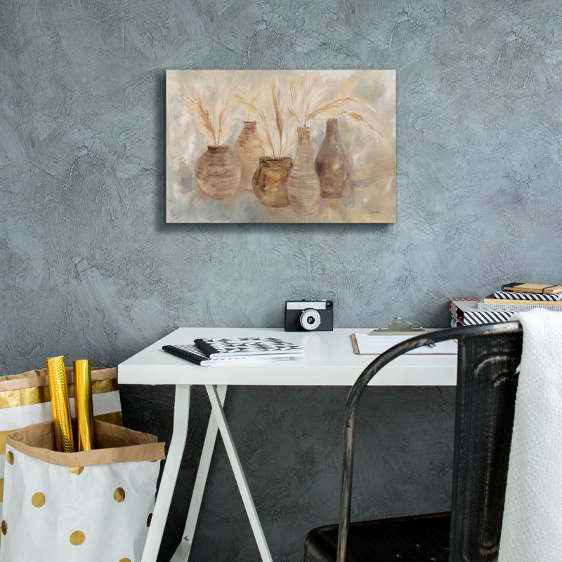 «Grasses and Basquets Dark» par Silvia Vassileva, art mural sur toile, H 12 po x l 18 po x P 0,75 po