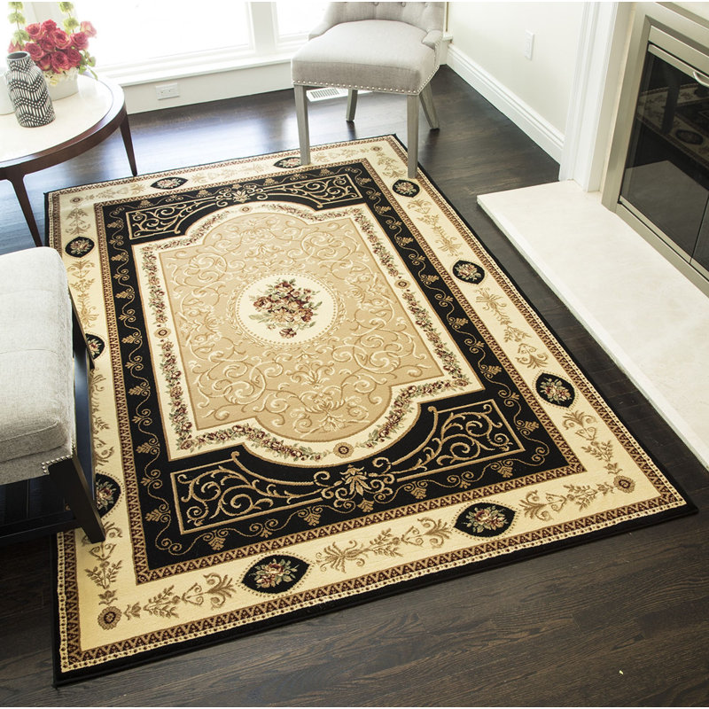 Ebony and Pearl Floral Traditional Area Rug, 7'10'' x 10'10''