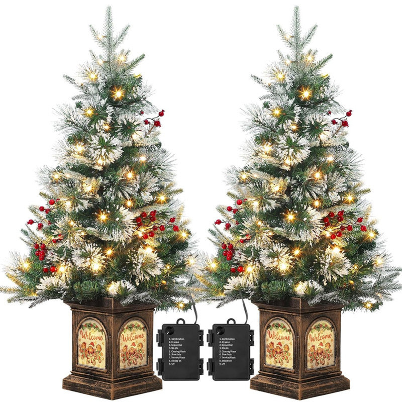 1097.3cm H Lighted Artificial Christmas Tree
