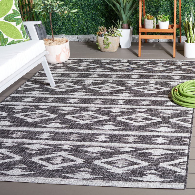 Tapis intérieur / extérieur Amarien, Rectangle 5 pi 3 po x 7 pi 7 po