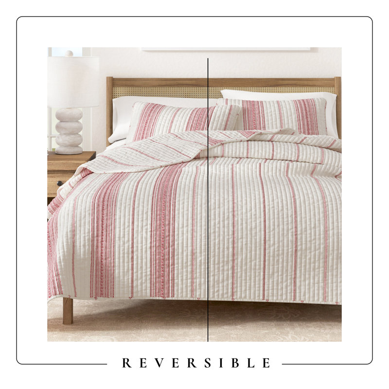 Striped Farmhouse Reversible Quilt Set with Shams, Twin / Twin XL Quilt + 1 Standard Sham, Cream / Red