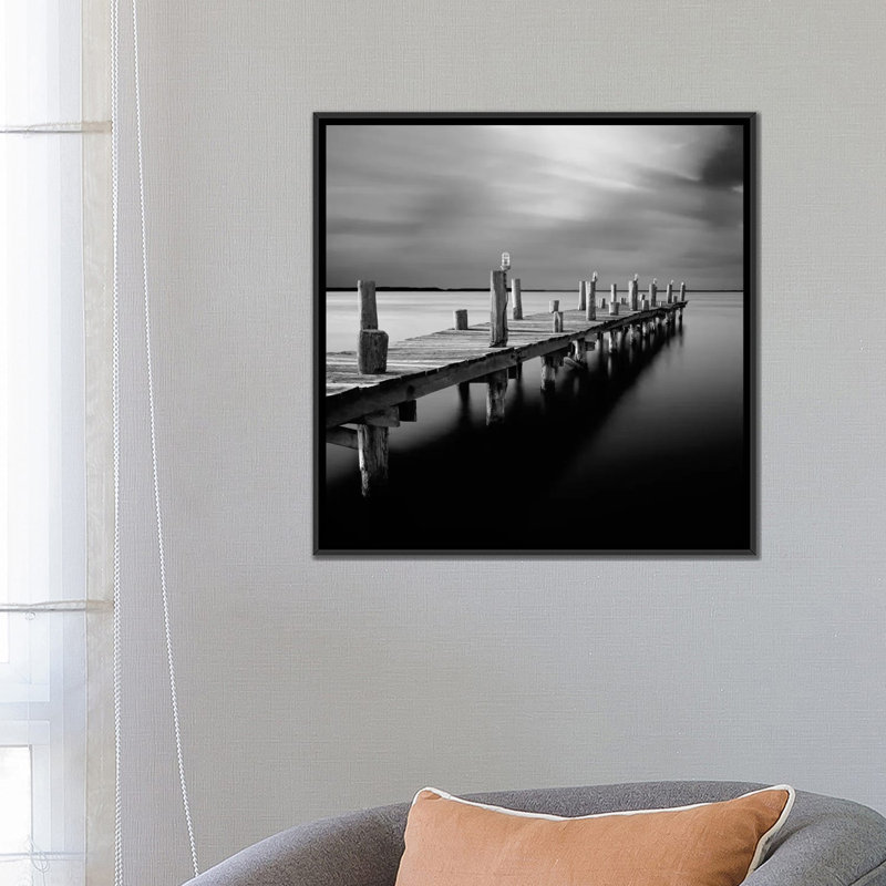 Time par Moises Levy - Giclée sur toile tendue avec châssis, H 18 po x l 18 po x P 1,5 po, Toile avec cadre noir