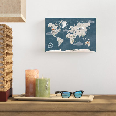 «ScandiMap I Blue» par Becky Thorns - peinture sur toile tendue