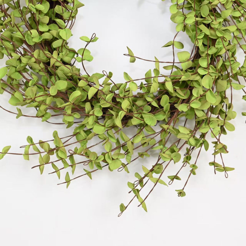 Mini couronne d'eucalyptus 22 po