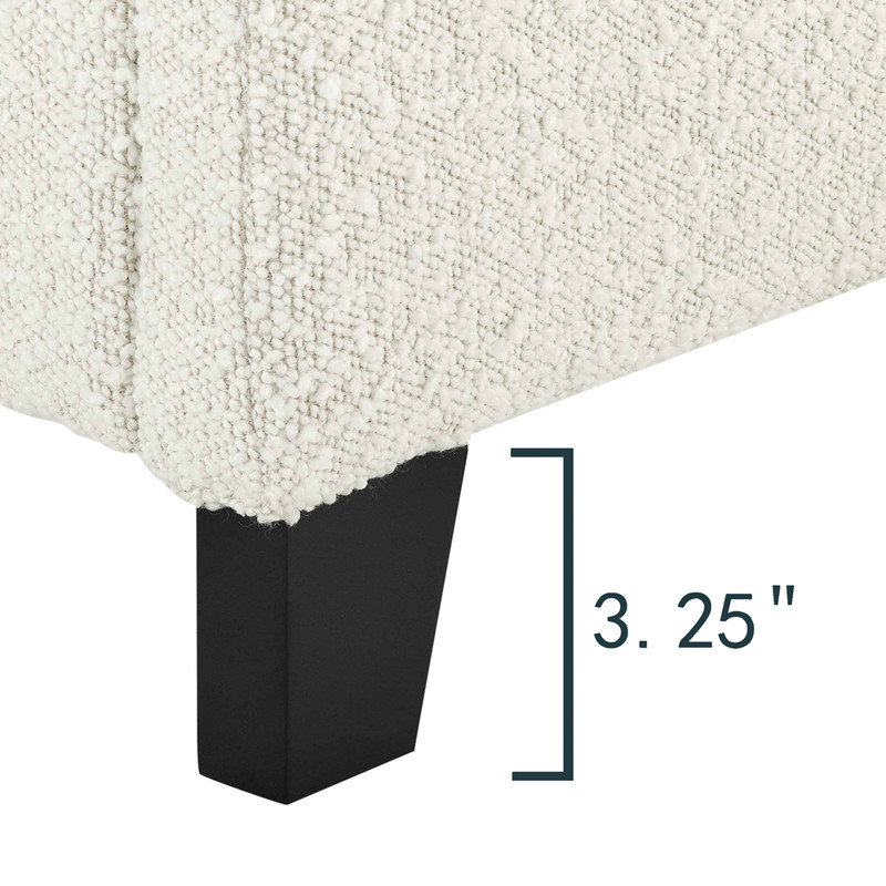 Grand lit plateforme tapissier blanc capitonné au design moderne