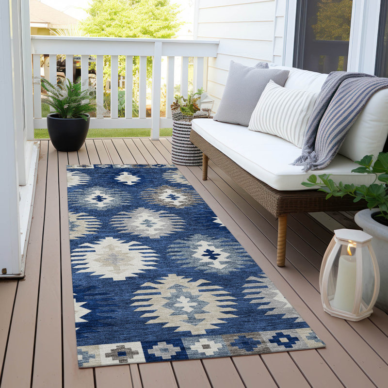 Chayden Flatweave Washable Southwestern Indoor / Outdoor Rug, Runner 2'3" x 7'6"