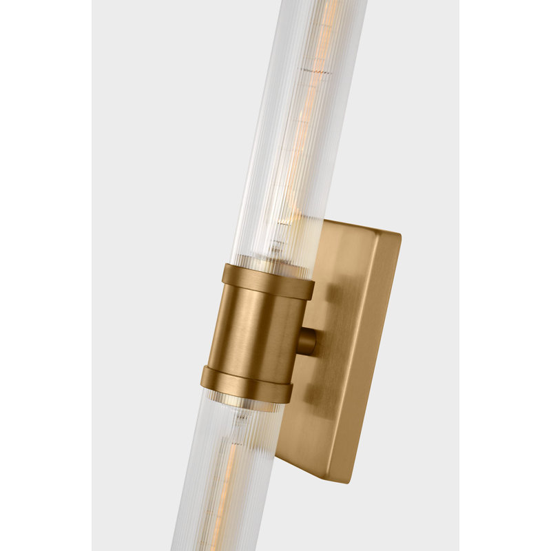 Ensemble de meuble-lavabo à deux lumières Keaton, Transparent cannelé, H 30 po x l 5 po x P 3,63 po, Laiton satiné