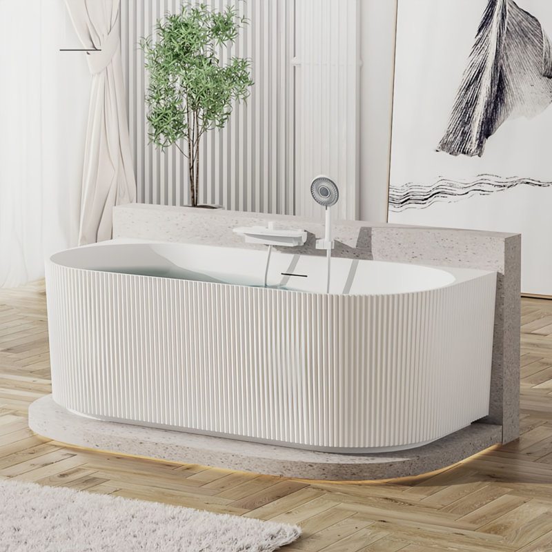 66.93'' W 23.62'' H Tub & Shower Kit