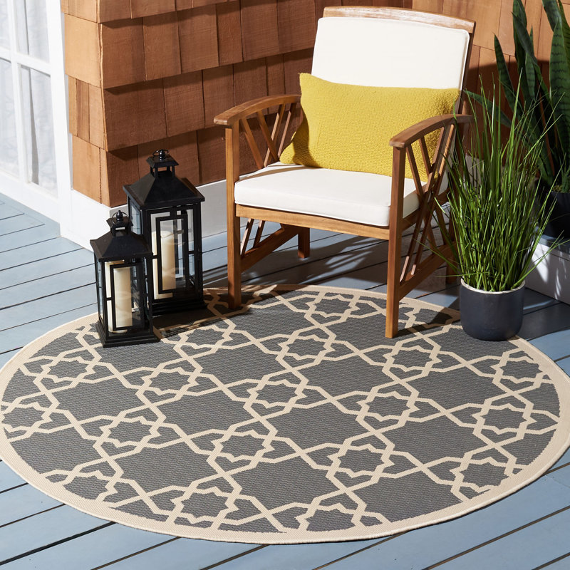 Courtyard Performance Geometric Indoor/Outdoor Area Rug, Round 5'3"