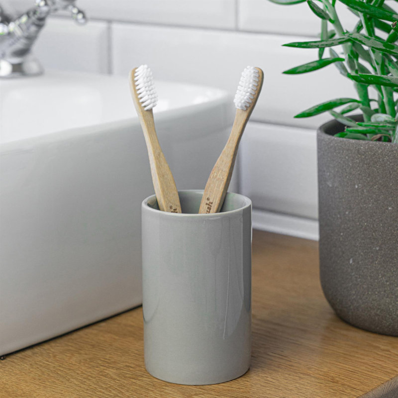 Harbour Housewares - Ceramic Toothbrush Holder, Grey