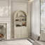 Armoire en arc avec tablettes ouvertes
