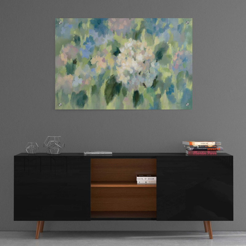 «Hydrangea Mosaic» par Silvia Vassileva, art mural en verre acrylique, H 24 po x l 36 po x P 0,2 po