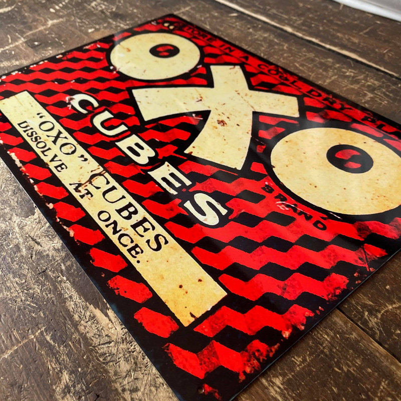 0241 Wall Decor on Metal, 15cm H x 20cm W