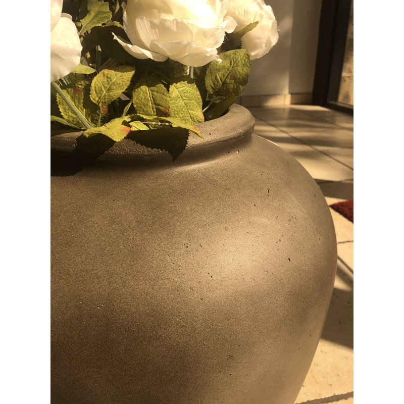 Pot à fleurs en béton Stefan